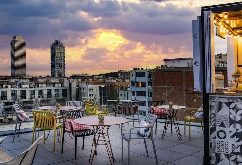 فندق Ibis Styles Barcelona City Bogatell