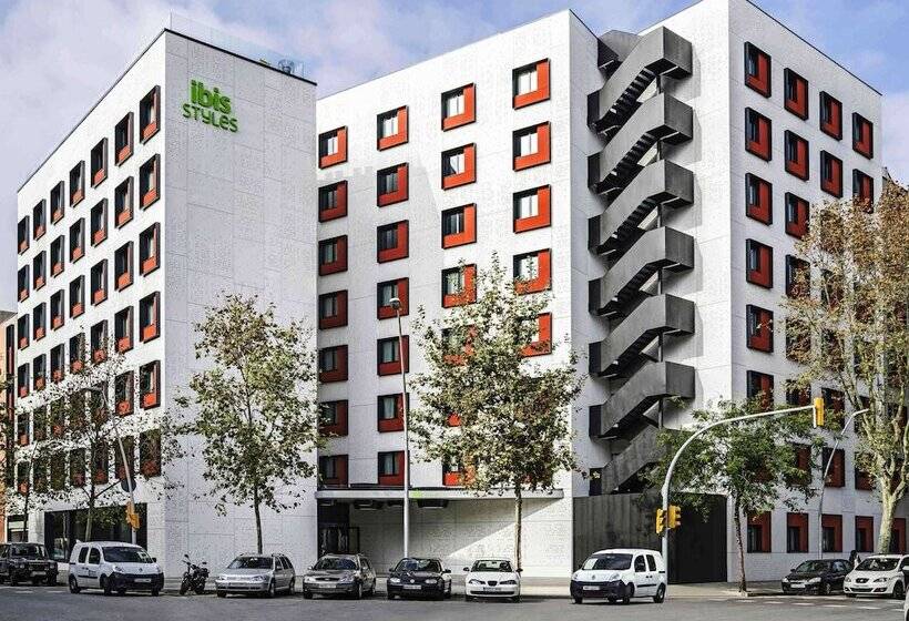 فندق Ibis Styles Barcelona City Bogatell
