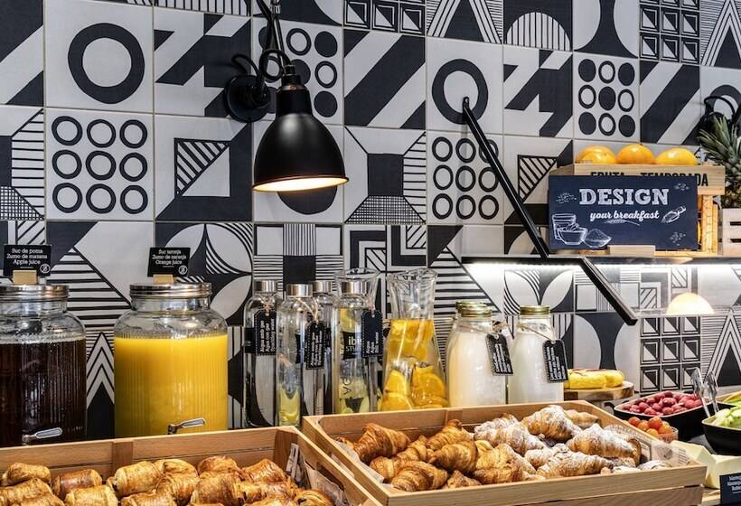 فندق Ibis Styles Barcelona City Bogatell