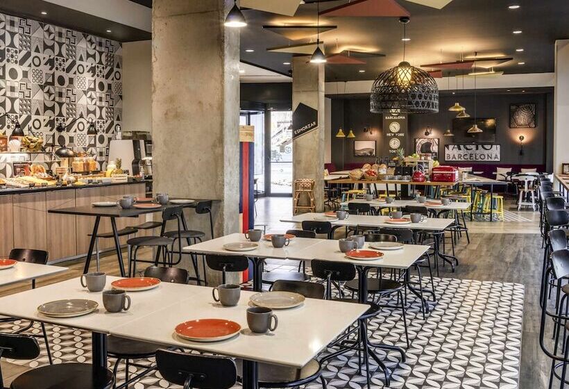 فندق Ibis Styles Barcelona City Bogatell