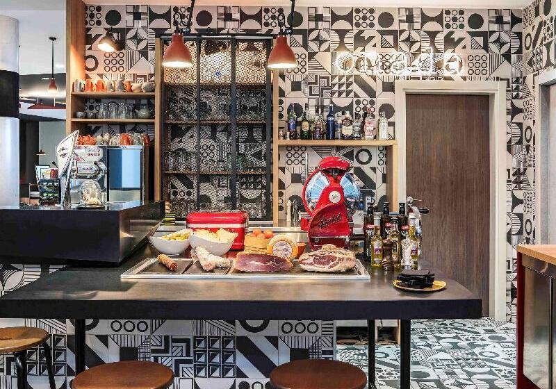 فندق Ibis Styles Barcelona City Bogatell