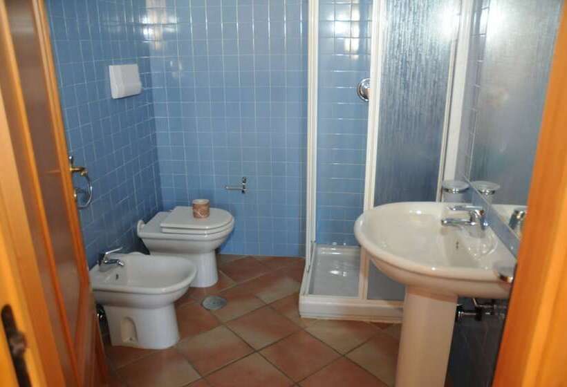 בית מלון כפרי Il Borgo Di Punta Marana