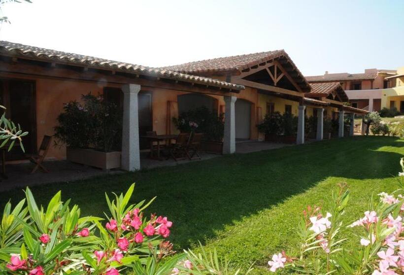 בית מלון כפרי Il Borgo Di Punta Marana