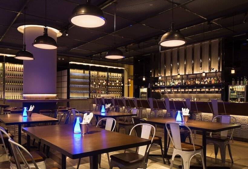 Отель Intercontinental Shanghai Hongqiao Necc, An Ihg