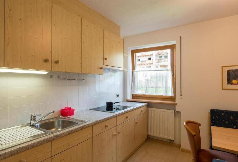 בית מלון כפרי La Stua