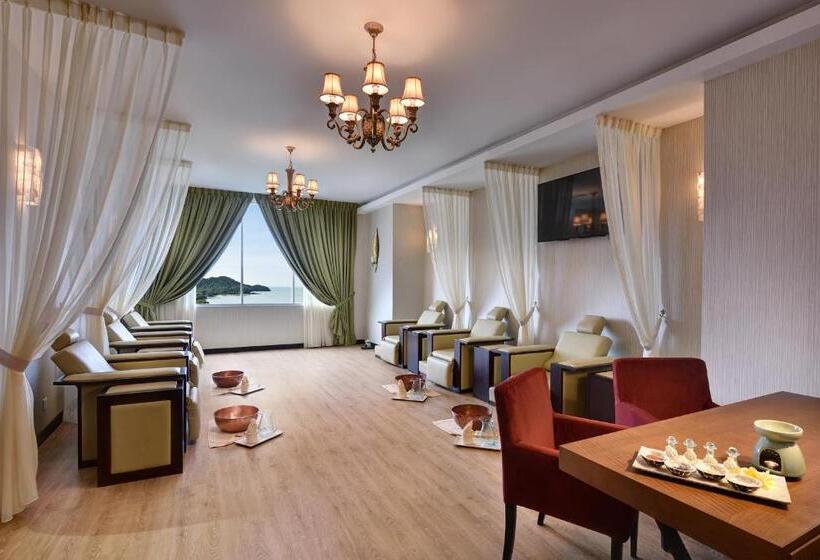 בית מלון כפרי Lexis Suites Penang