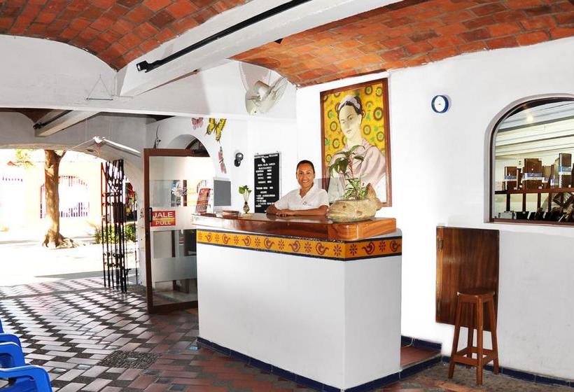 ホテル Plaza Conejo