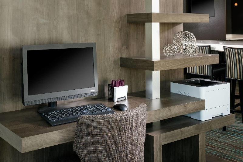 Отель Residence Inn By Marriott Austin Lake Austin/river Place