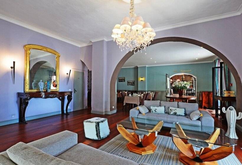 هتل Restaurant Christophe Colomb