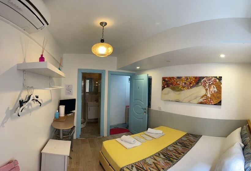 ホテル Rodin Suites