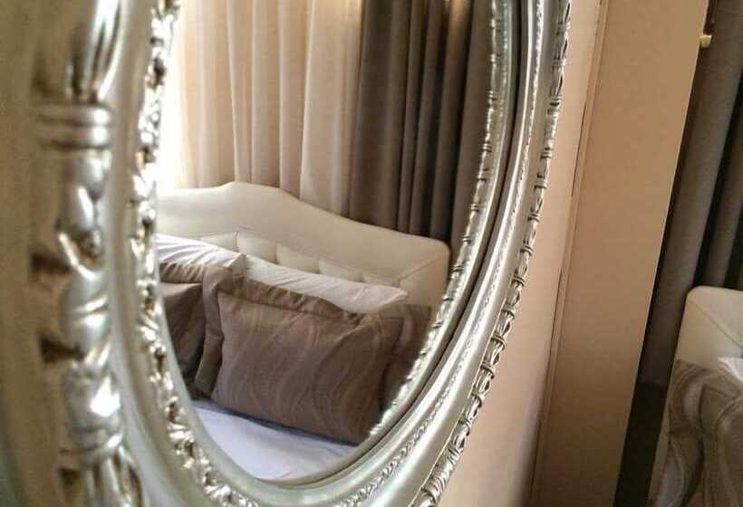 ホテル Rose Rooms Apart