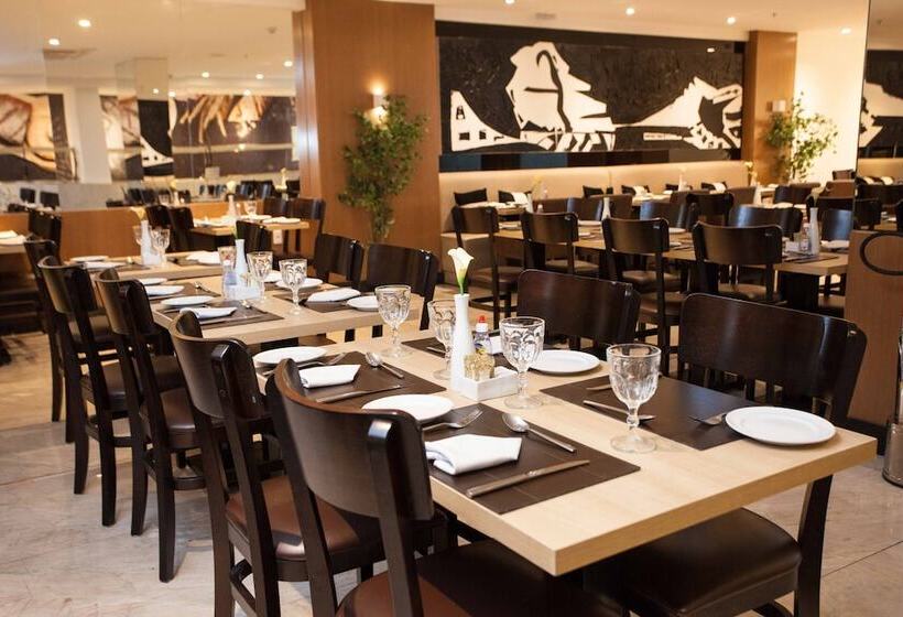 בית מלון כפרי Royal Regency Palace