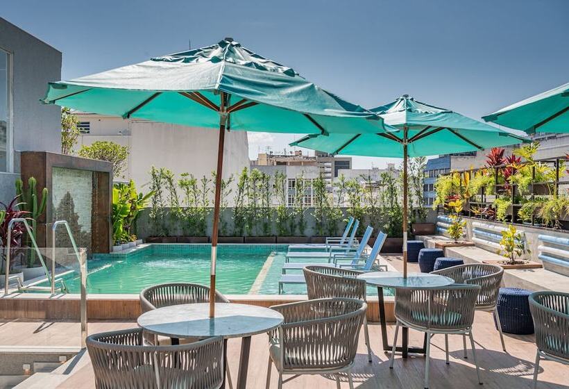 בית מלון כפרי Royal Regency Palace