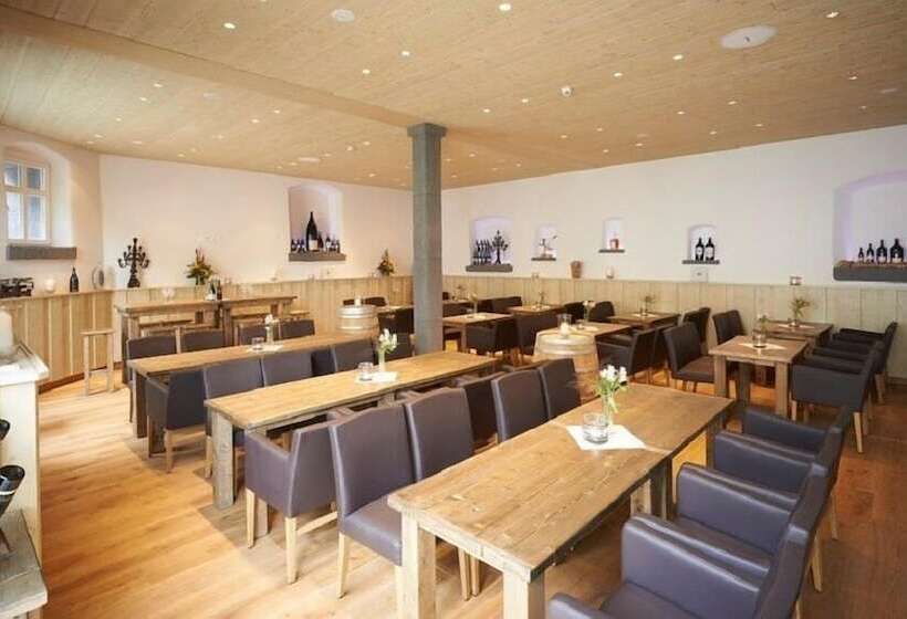 Schloss Hotel Burgbrohl