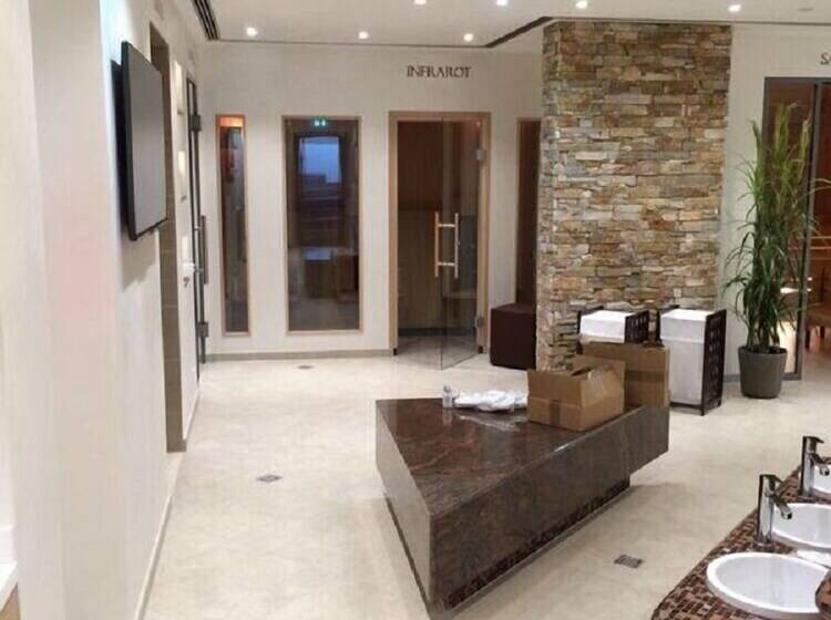 Schloss Hotel Burgbrohl