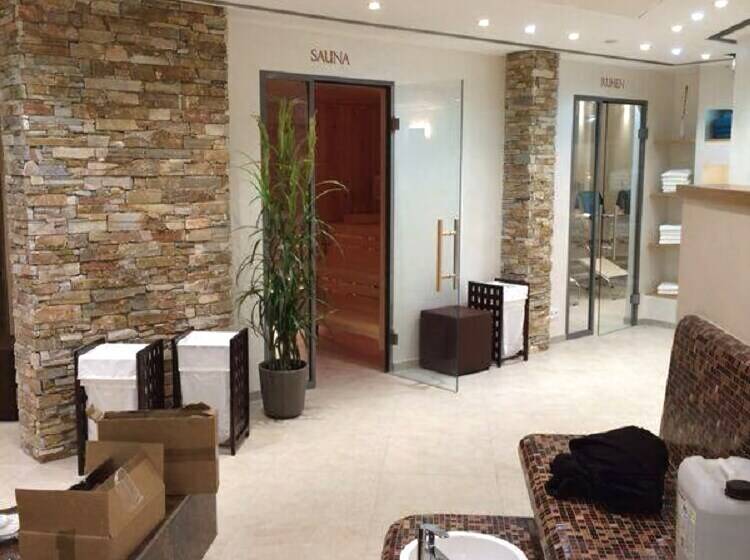 Schloss Hotel Burgbrohl