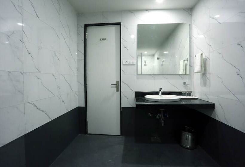 בית מלון כפרי Solitaire