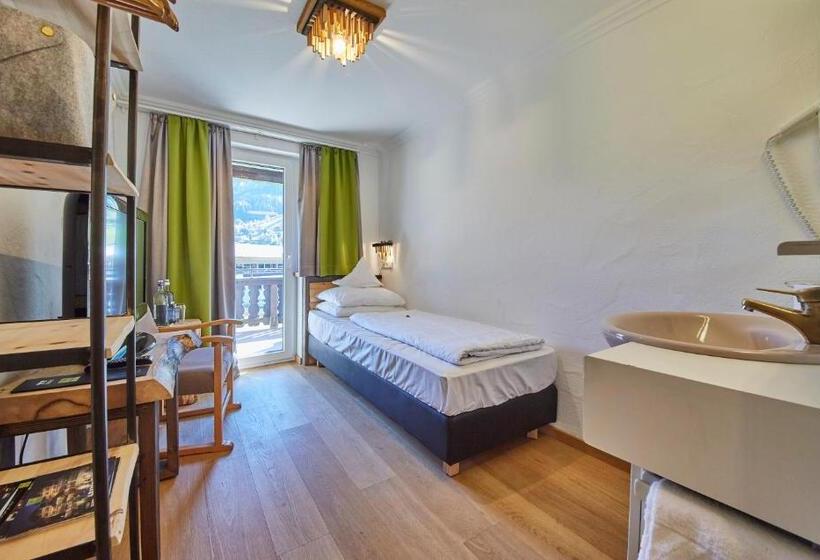 Отель The Alpine Palace New Balance Luxus Resort