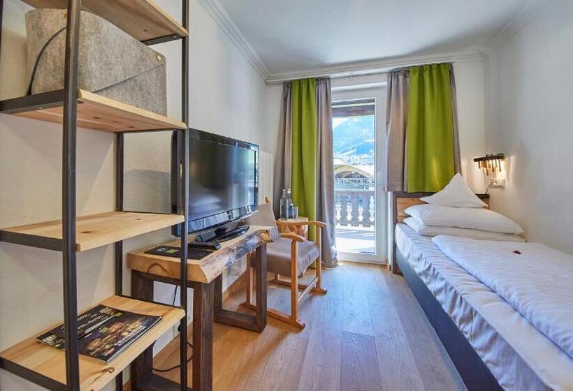 Отель The Alpine Palace New Balance Luxus Resort