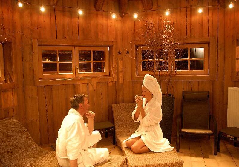 Отель The Alpine Palace New Balance Luxus Resort