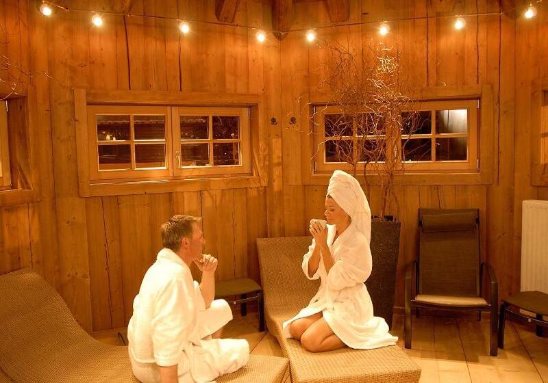 Отель The Alpine Palace New Balance Luxus Resort