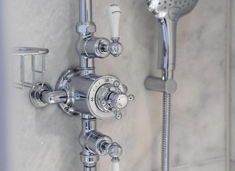 酒店 The Assembly House