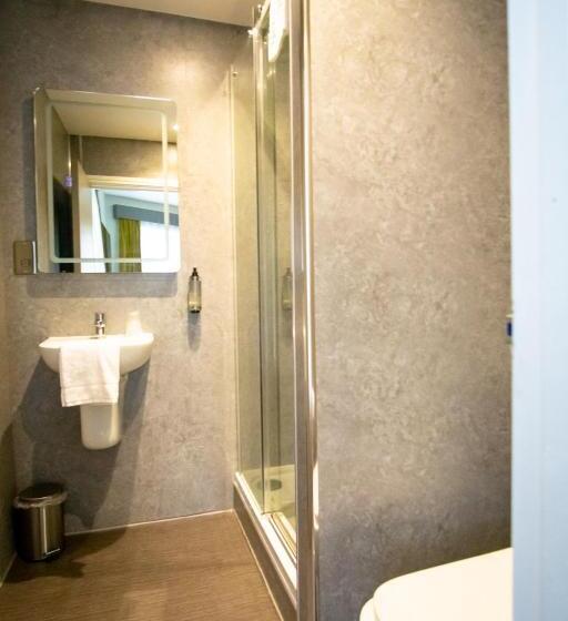 בית מלון כפרי The County