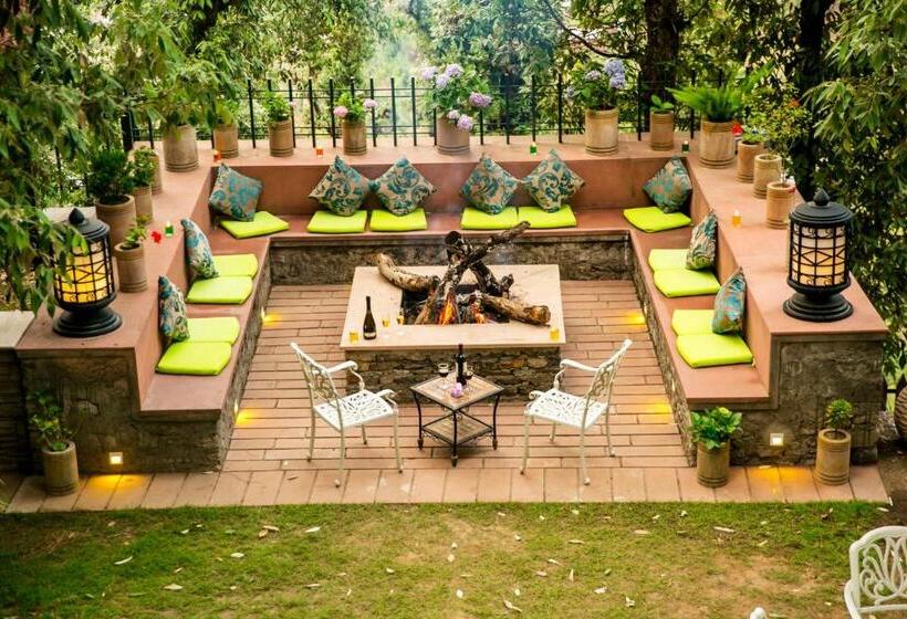 בית מלון כפרי The Fern Hillside Resort Bhimtal