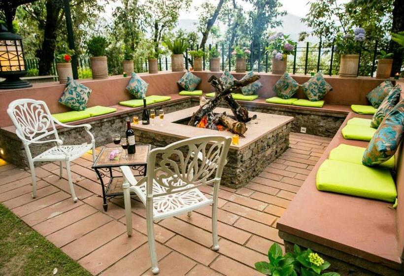 בית מלון כפרי The Fern Hillside Resort Bhimtal