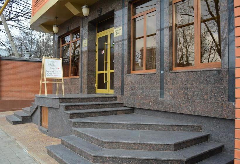 בית מלון כפרי Theatre