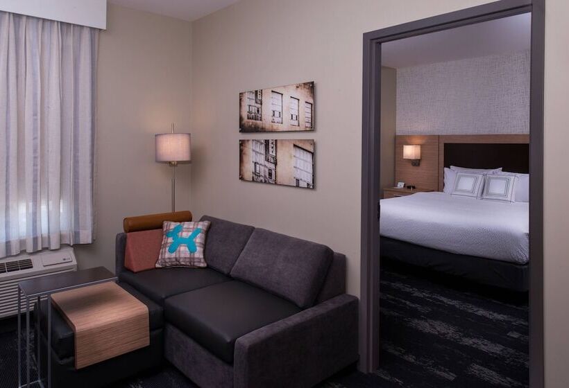 فندق Towneplace Suites By Marriott Saskatoon