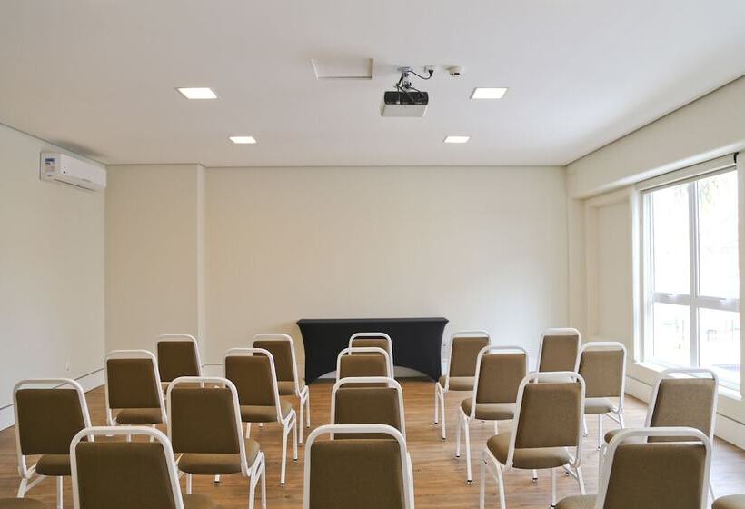 Vitória Hotel Express Dom Pedro