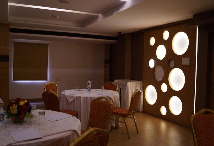 Отель Winsar Park