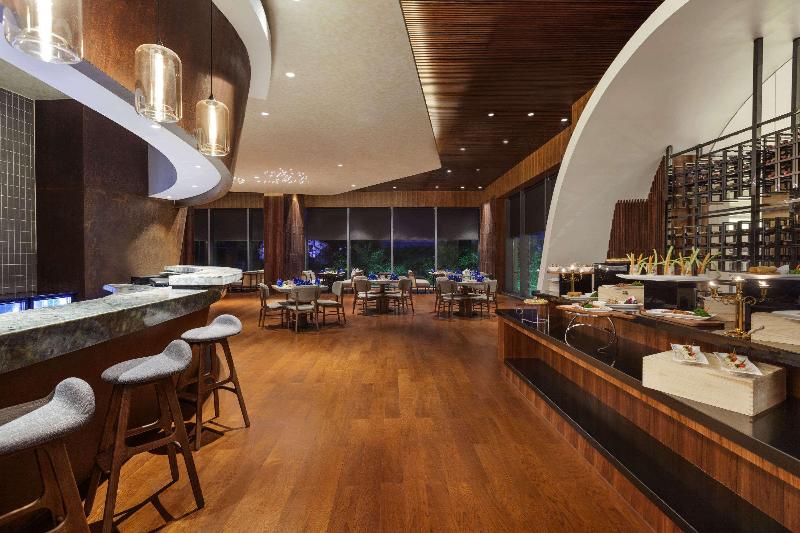 هتل Wyndham Sanya Bay