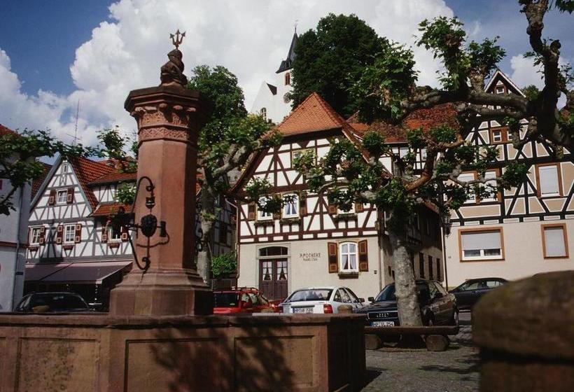 Отель Garni Zur Bergstrasse