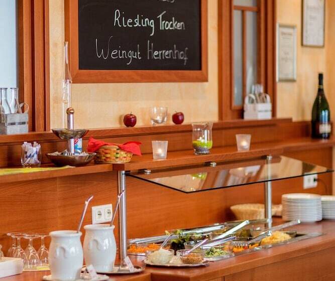 Отель Zur Brücke