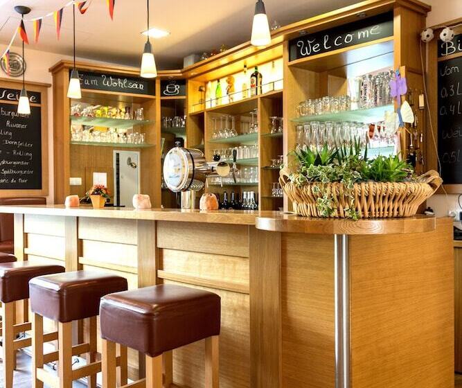 Отель Zur Brücke