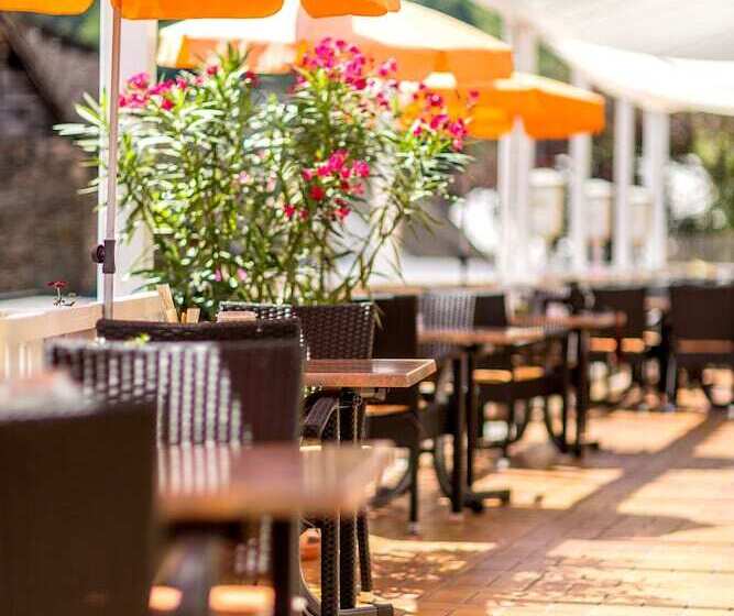 Отель Zur Brücke