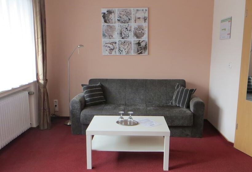 ホテル Zur Brücke