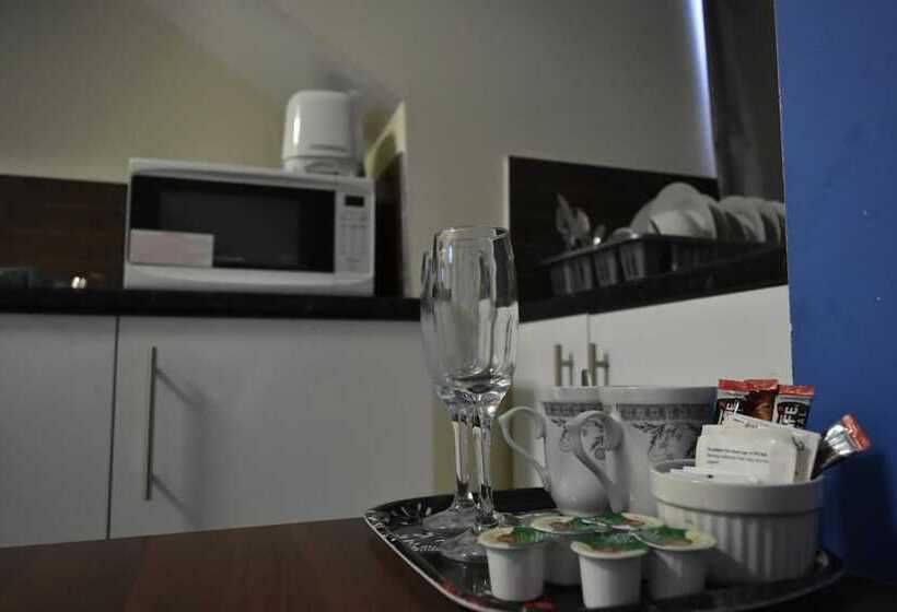 London Olympus Hotel Nirvana