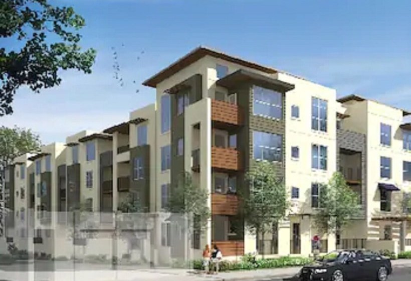 Oakwood At Domus On The Boulevard