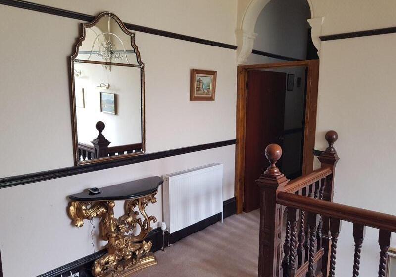 بنسيون Bonkle House