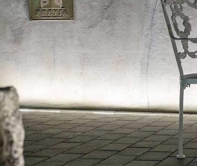 Pension (Hôtel basse catégorie) Freyja Guesthouse & Suites