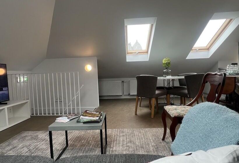 Pension (Hôtel basse catégorie) Freyja Guesthouse & Suites