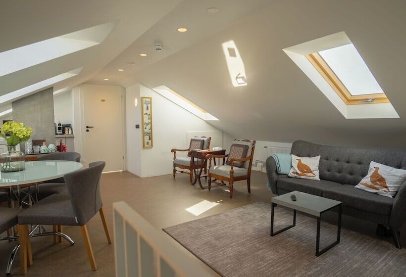 Pension (Hôtel basse catégorie) Freyja Guesthouse & Suites