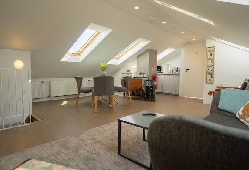 Pension (Hôtel basse catégorie) Freyja Guesthouse & Suites