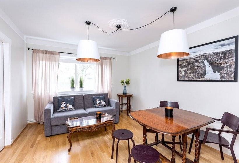 Pension (Hôtel basse catégorie) Freyja Guesthouse & Suites