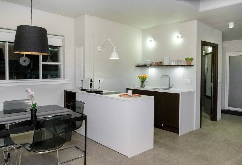 Pension (Hôtel basse catégorie) Freyja Guesthouse & Suites