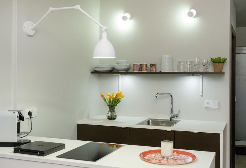 Pension (Hôtel basse catégorie) Freyja Guesthouse & Suites