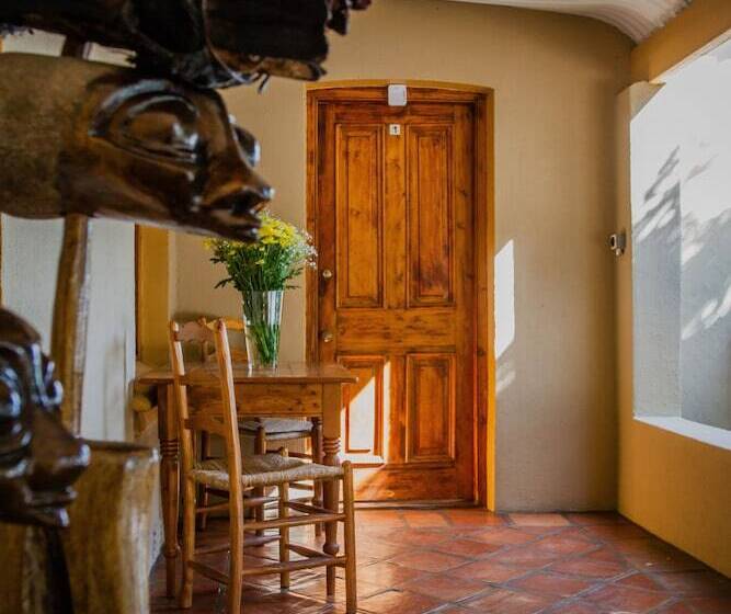 פנסיון Guesthouse Larachelle